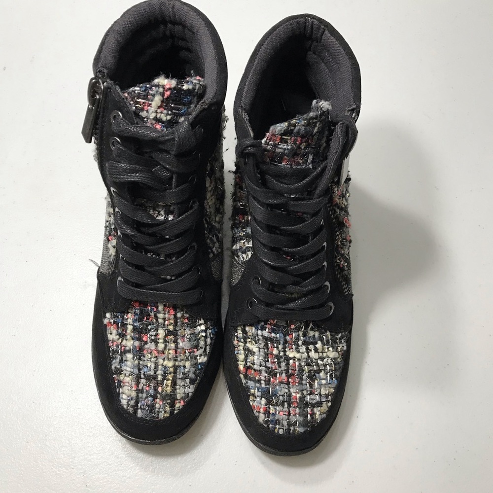 Bamboo Women's Black and Multicolor High-Top Boot Fashions Sneakers Size 9 SB-06